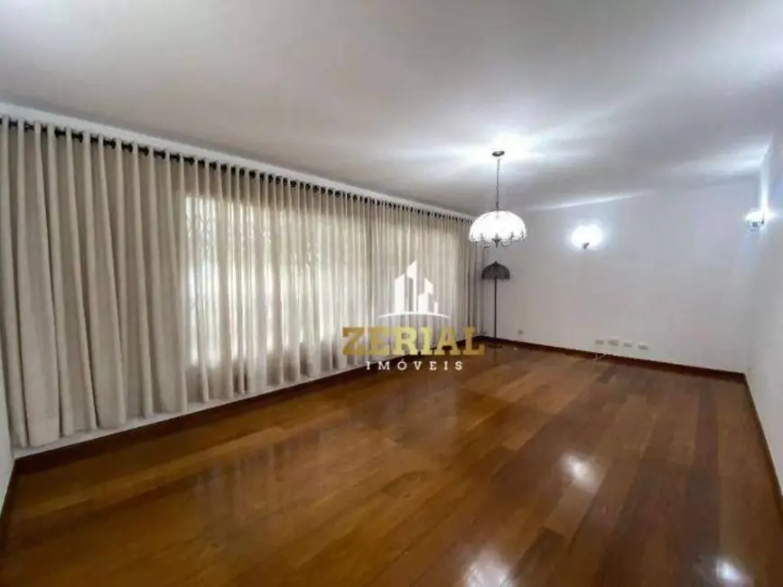 Foto 2 de Casa com 3 quartos para alugar, 500m2 em Osvaldo Cruz, Sao Caetano Do Sul - SP