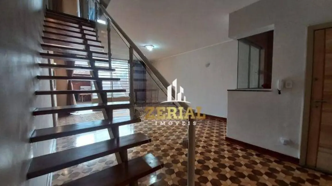 Foto 3 de Sobrado com 5 quartos para alugar, 270m2 em Osvaldo Cruz, Sao Caetano Do Sul - SP