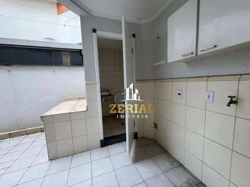 Sobrado com 3 quartos para alugar, 180m2 em Santa Paula, Sao Caetano Do Sul - SP - imagem 9 Foto 9 de Sobrado com 3 quartos para alugar, 180m2 em Santa Paula, Sao Caetano Do Sul - SP