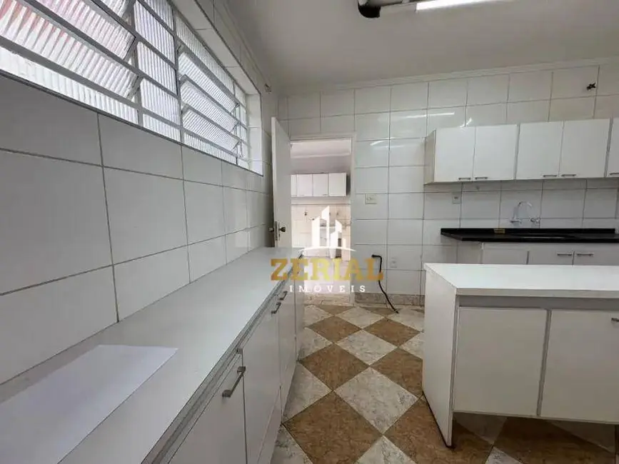 Sobrado com 3 quartos para alugar, 180m2 em Santa Paula, Sao Caetano Do Sul - SP - imagem 5 Foto 5 de Sobrado com 3 quartos para alugar, 180m2 em Santa Paula, Sao Caetano Do Sul - SP