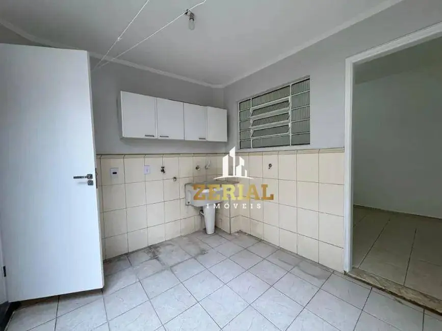 Sobrado com 3 quartos para alugar, 180m2 em Santa Paula, Sao Caetano Do Sul - SP - imagem 6 Foto 6 de Sobrado com 3 quartos para alugar, 180m2 em Santa Paula, Sao Caetano Do Sul - SP