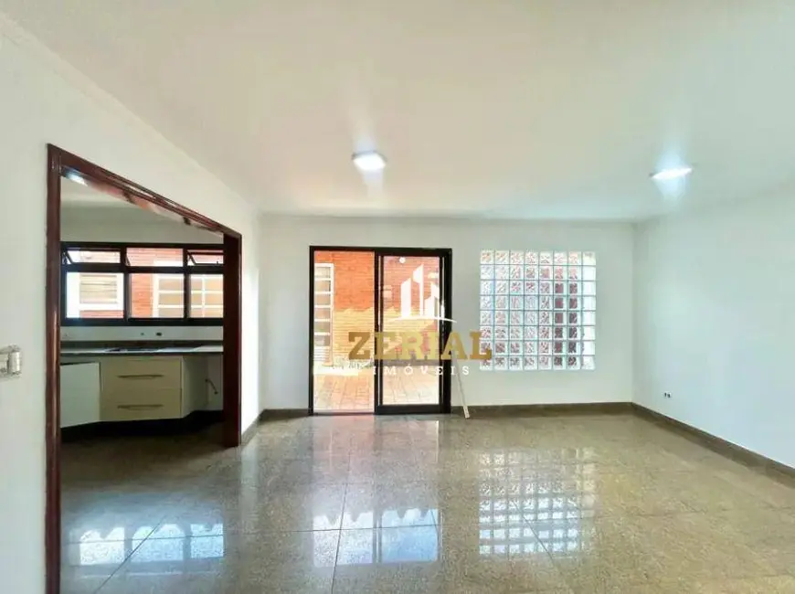 Foto 8 de Sobrado com 5 quartos para alugar, 250m2 em Jardim Avelino, São Paulo - SP