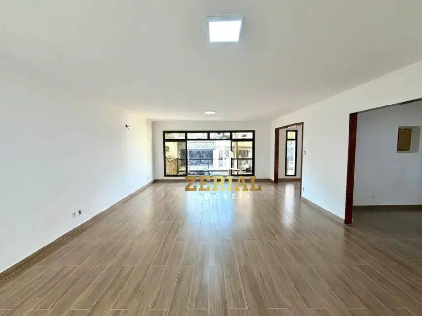 Foto 2 de Sobrado com 5 quartos para alugar, 250m2 em Jardim Avelino, São Paulo - SP
