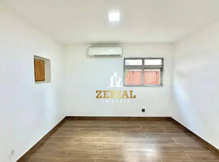 Foto 5 de Sobrado com 5 quartos para alugar, 250m2 em Jardim Avelino, São Paulo - SP