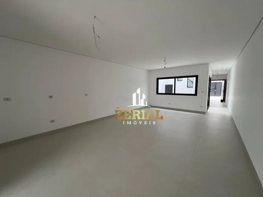 Sobrado com 3 quartos à venda, 149m2 em Osvaldo Cruz, Sao Caetano Do Sul - SP - imagem 2 Foto 2 de Sobrado com 3 quartos à venda, 149m2 em Osvaldo Cruz, Sao Caetano Do Sul - SP