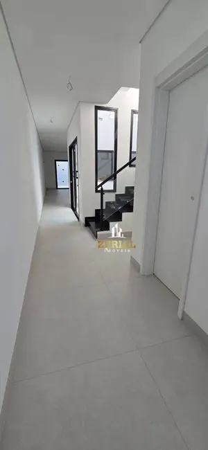Sobrado com 3 quartos à venda, 149m2 em Osvaldo Cruz, Sao Caetano Do Sul - SP - imagem 6 Foto 6 de Sobrado com 3 quartos à venda, 149m2 em Osvaldo Cruz, Sao Caetano Do Sul - SP
