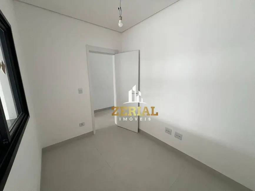 Sobrado com 3 quartos à venda, 149m2 em Osvaldo Cruz, Sao Caetano Do Sul - SP - imagem 8 Foto 8 de Sobrado com 3 quartos à venda, 149m2 em Osvaldo Cruz, Sao Caetano Do Sul - SP