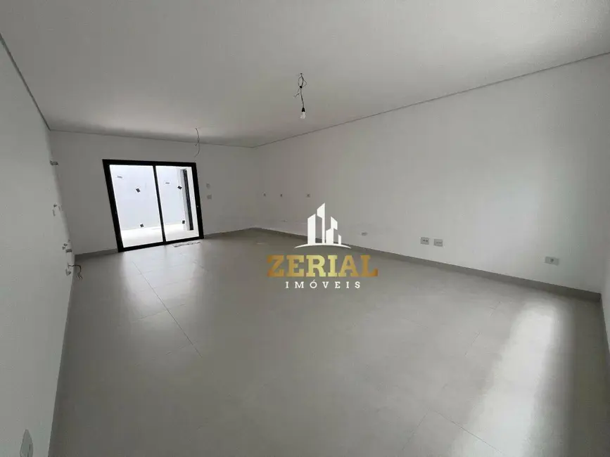 Sobrado com 3 quartos à venda, 149m2 em Osvaldo Cruz, Sao Caetano Do Sul - SP - imagem 3 Foto 3 de Sobrado com 3 quartos à venda, 149m2 em Osvaldo Cruz, Sao Caetano Do Sul - SP