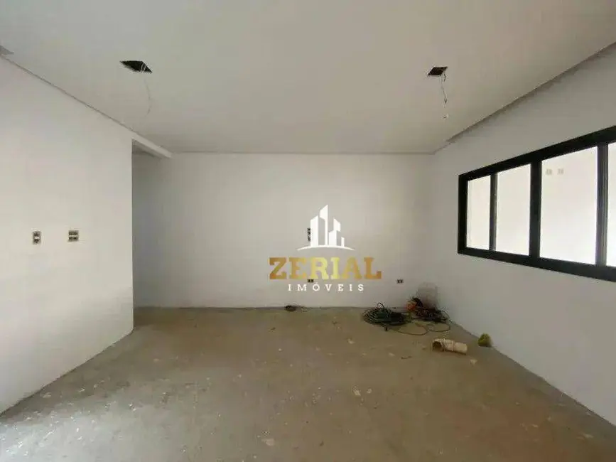 Sobrado com 3 quartos à venda, 140m2 em Olímpico, Sao Caetano Do Sul - SP - imagem 2 Foto 2 de Sobrado com 3 quartos à venda, 140m2 em Olímpico, Sao Caetano Do Sul - SP