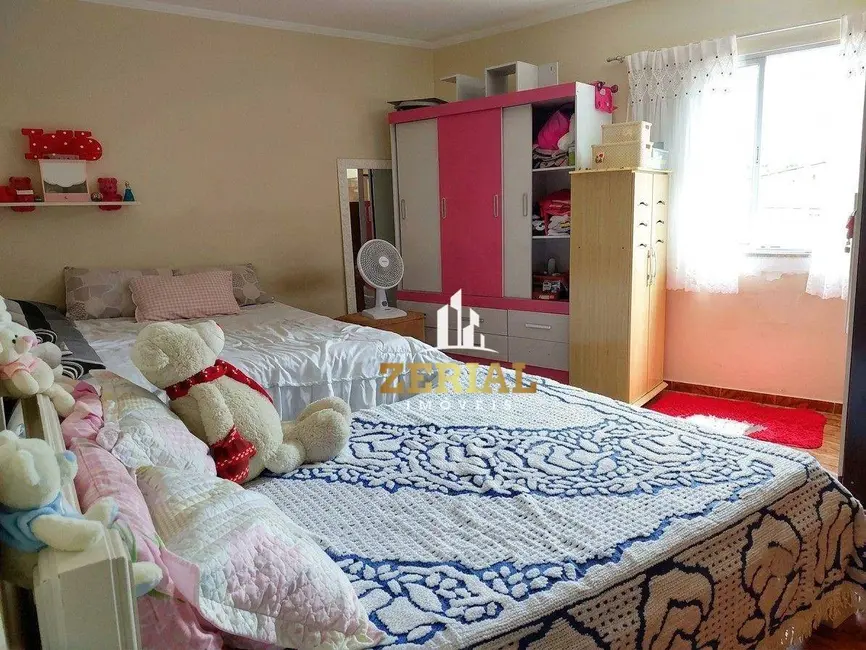 Sobrado com 4 quartos à venda, 150m2 em Olímpico, Sao Caetano Do Sul - SP - imagem 3 Foto 3 de Sobrado com 4 quartos à venda, 150m2 em Olímpico, Sao Caetano Do Sul - SP