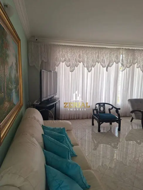 Casa com 3 quartos à venda, 540m2 em Osvaldo Cruz, Sao Caetano Do Sul - SP - imagem 3 Foto 3 de Casa com 3 quartos à venda, 540m2 em Osvaldo Cruz, Sao Caetano Do Sul - SP