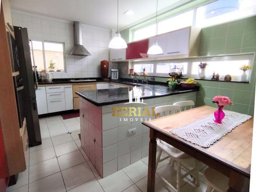 Foto 9 de Sobrado com 4 quartos à venda, 230m2 em Santo Antônio, Sao Caetano Do Sul - SP