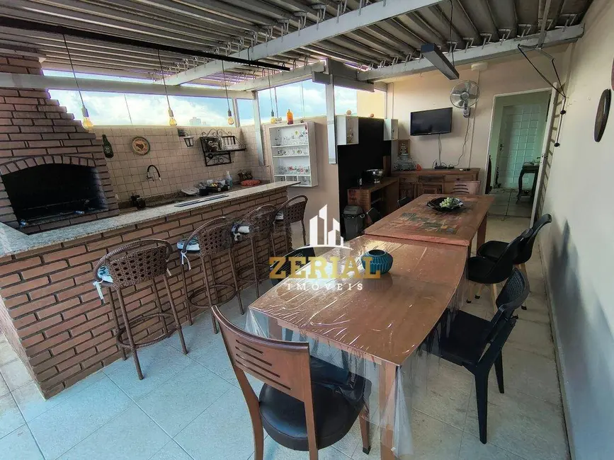 Foto 4 de Sobrado com 4 quartos para alugar, 165m2 em Olímpico, Sao Caetano Do Sul - SP