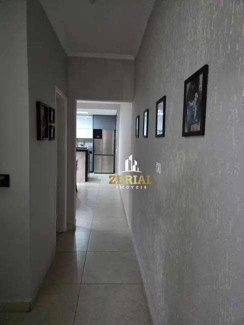 Sobrado com 4 quartos à venda, 140m2 em Jardim Monções, Santo Andre - SP - imagem 8 Foto 8 de Sobrado com 4 quartos à venda, 140m2 em Jardim Monções, Santo Andre - SP