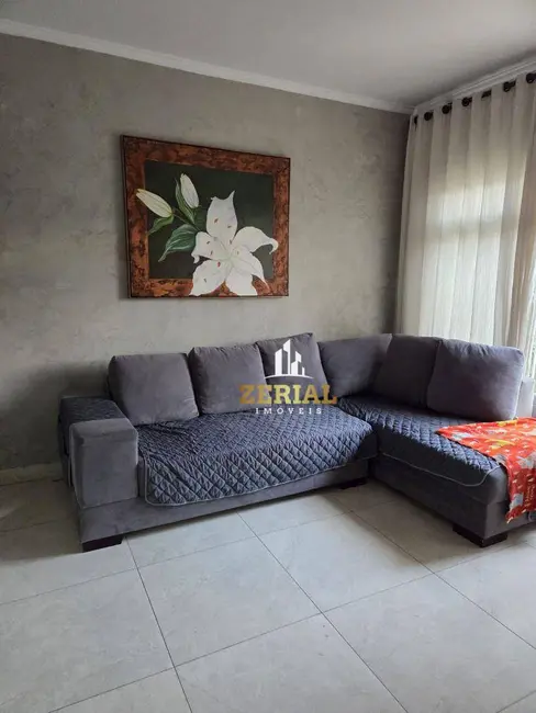 Sobrado com 4 quartos à venda, 140m2 em Jardim Monções, Santo Andre - SP - imagem 2 Foto 2 de Sobrado com 4 quartos à venda, 140m2 em Jardim Monções, Santo Andre - SP