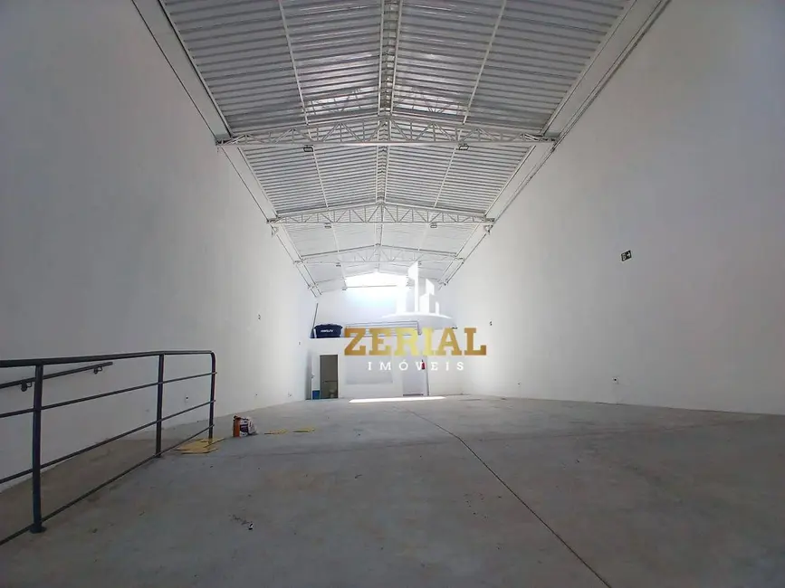 Armazém / Galpão à venda e para alugar, 180m2 em Cerâmica, Sao Caetano Do Sul - SP - imagem 1 Foto 1 de Armazém / Galpão à venda e para alugar, 180m2 em Cerâmica, Sao Caetano Do Sul - SP