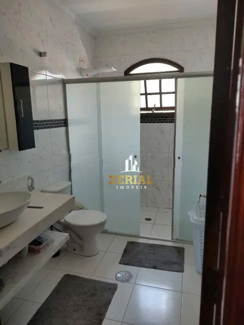Sobrado com 4 quartos à venda, 132m2 em Santa Maria, Sao Caetano Do Sul - SP - imagem 5 Foto 5 de Sobrado com 4 quartos à venda, 132m2 em Santa Maria, Sao Caetano Do Sul - SP