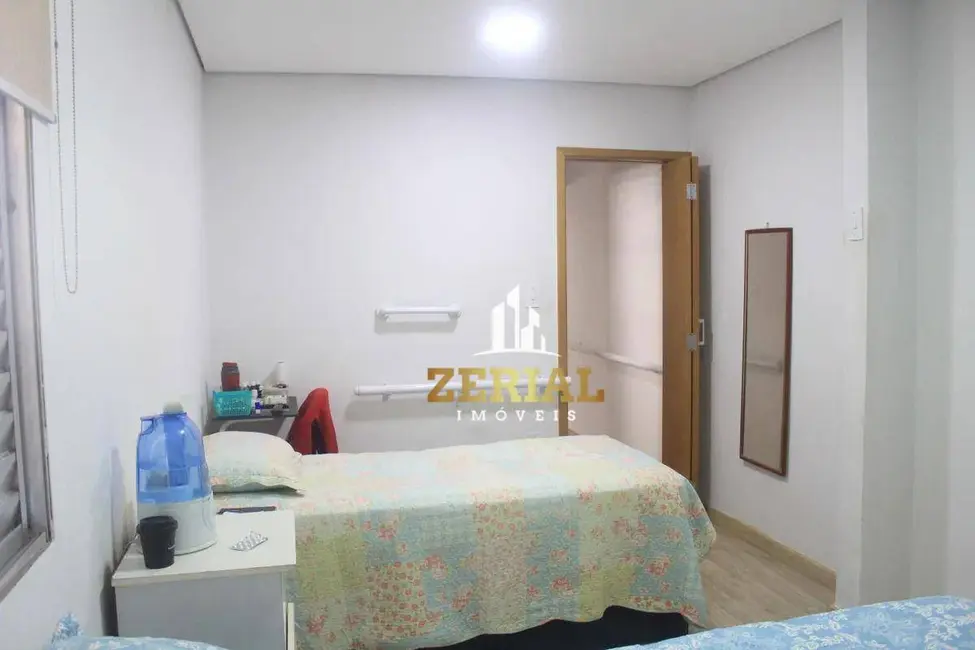 Casa com 2 quartos à venda, 125m2 em Cerâmica, Sao Caetano Do Sul - SP - imagem 7 Foto 7 de Casa com 2 quartos à venda, 125m2 em Cerâmica, Sao Caetano Do Sul - SP