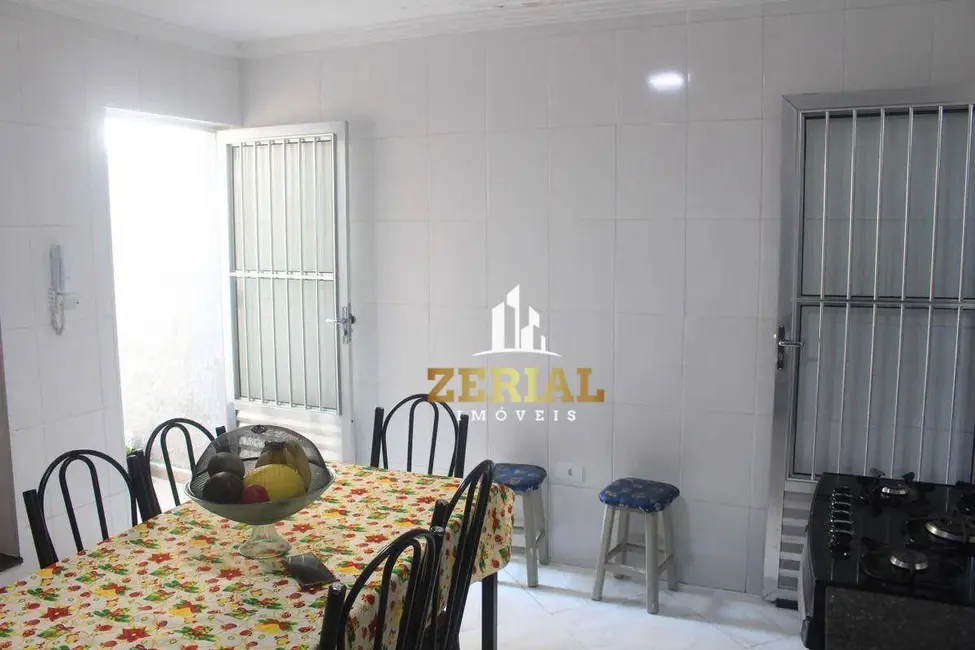 Casa com 2 quartos à venda, 125m2 em Cerâmica, Sao Caetano Do Sul - SP - imagem 4 Foto 4 de Casa com 2 quartos à venda, 125m2 em Cerâmica, Sao Caetano Do Sul - SP