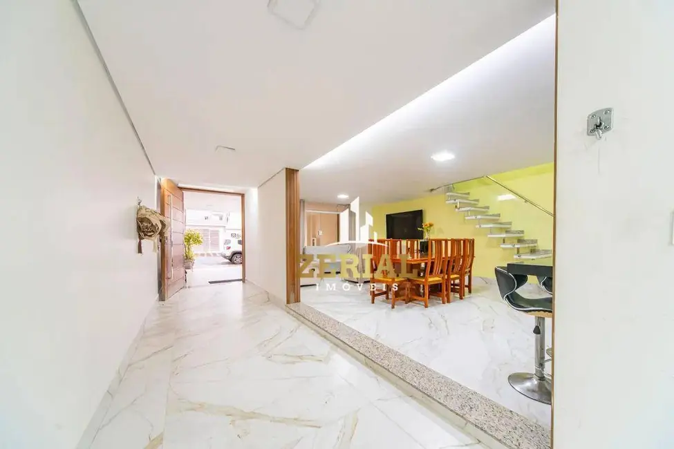 Sobrado com 5 quartos à venda e para alugar, 270m2 em Campestre, Santo Andre - SP - imagem 4 Foto 4 de Sobrado com 5 quartos à venda e para alugar, 270m2 em Campestre, Santo Andre - SP