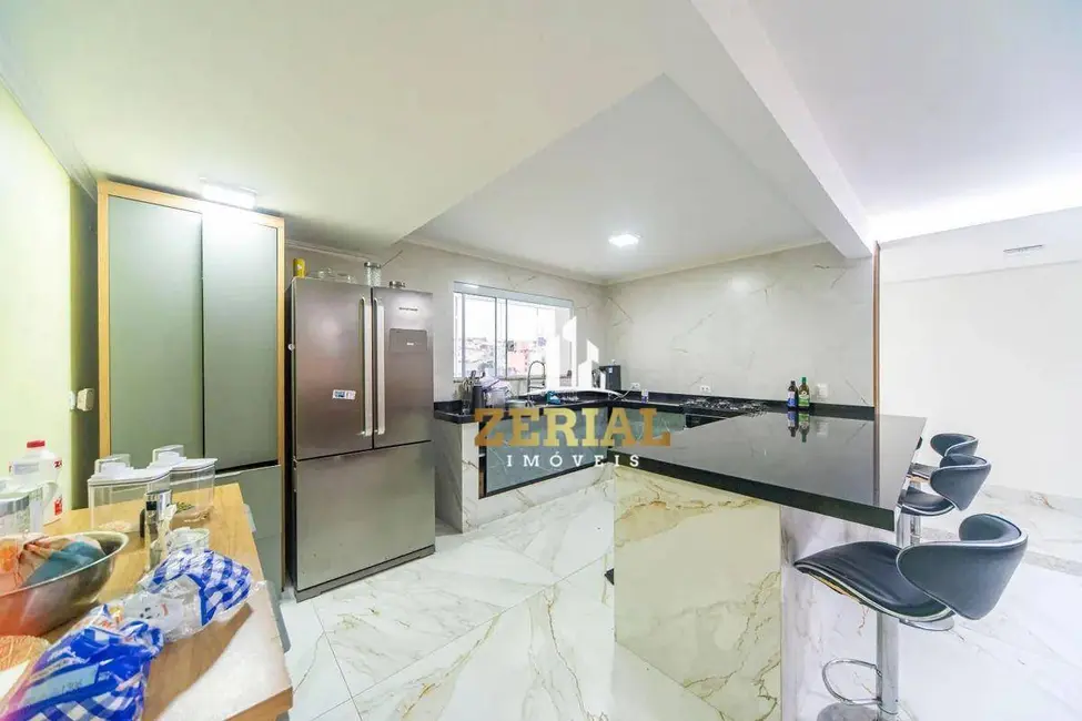 Sobrado com 5 quartos à venda e para alugar, 270m2 em Campestre, Santo Andre - SP - imagem 5 Foto 5 de Sobrado com 5 quartos à venda e para alugar, 270m2 em Campestre, Santo Andre - SP