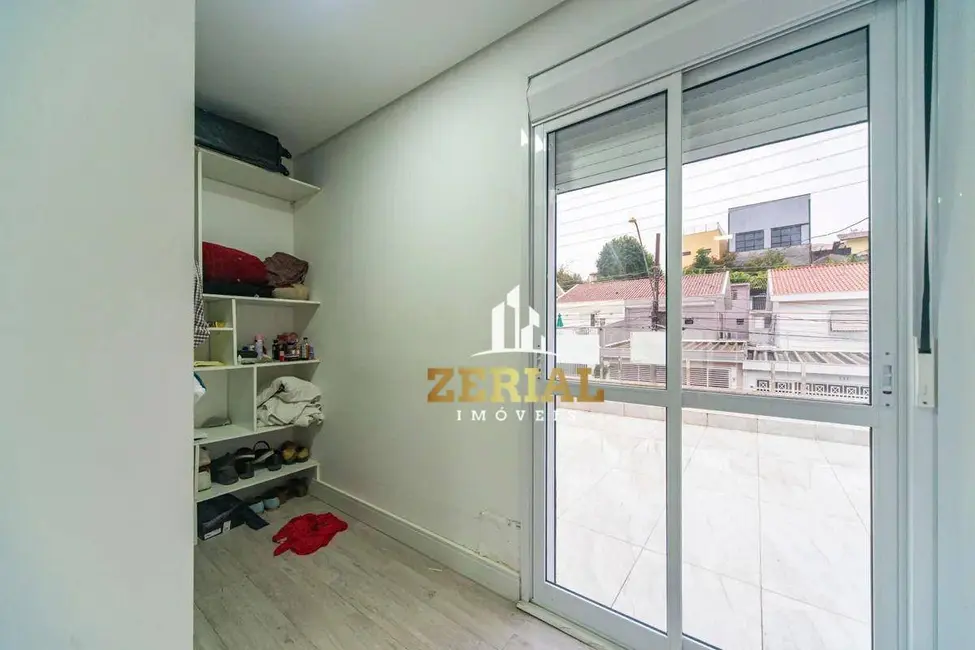 Sobrado com 5 quartos à venda e para alugar, 270m2 em Campestre, Santo Andre - SP - imagem 9 Foto 9 de Sobrado com 5 quartos à venda e para alugar, 270m2 em Campestre, Santo Andre - SP