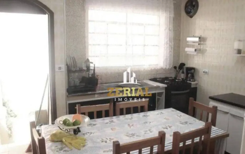 Casa com 4 quartos à venda, 170m2 em Vila Palmares, Santo Andre - SP - imagem 6 Foto 6 de Casa com 4 quartos à venda, 170m2 em Vila Palmares, Santo Andre - SP