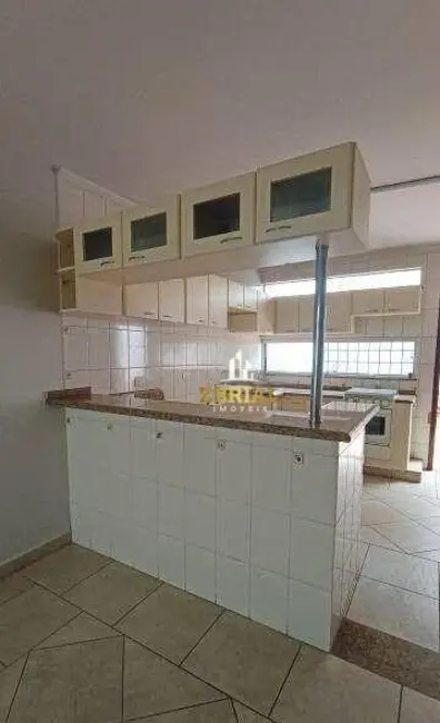 Sobrado com 3 quartos à venda e para alugar, 150m2 em Olímpico, Sao Caetano Do Sul - SP - imagem 4 Foto 4 de Sobrado com 3 quartos à venda e para alugar, 150m2 em Olímpico, Sao Caetano Do Sul - SP