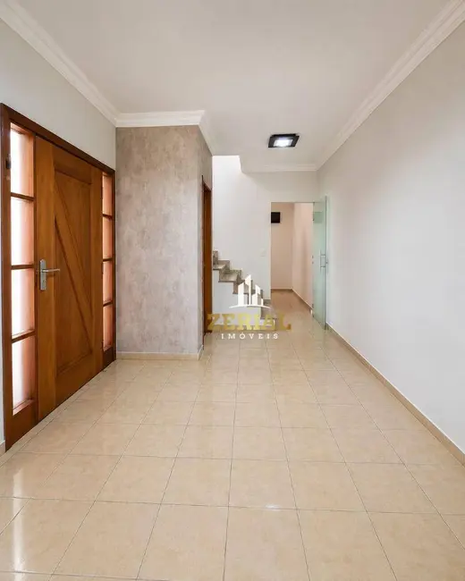 Foto 3 de Sobrado com 3 quartos para alugar, 220m2 em Osvaldo Cruz, Sao Caetano Do Sul - SP