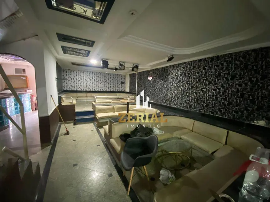 Sobrado com 7 quartos à venda e para alugar, 311m2 em Vila Santa Eulalia, São Paulo - SP - imagem 3 Foto 3 de Sobrado com 7 quartos à venda e para alugar, 311m2 em Vila Santa Eulalia, São Paulo - SP