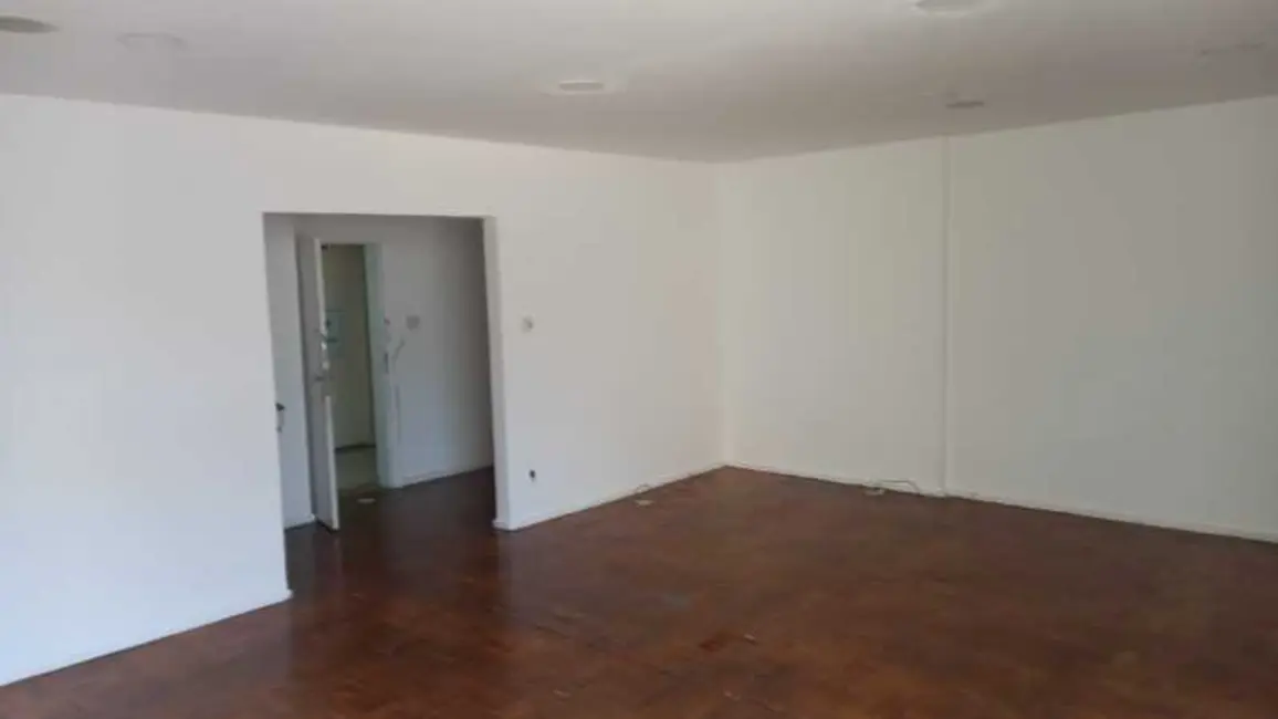 Sala Comercial à venda, 52m2 em Rio De Janeiro - RJ - imagem 7 Foto 7 de Sala Comercial à venda, 52m2 em Rio De Janeiro - RJ