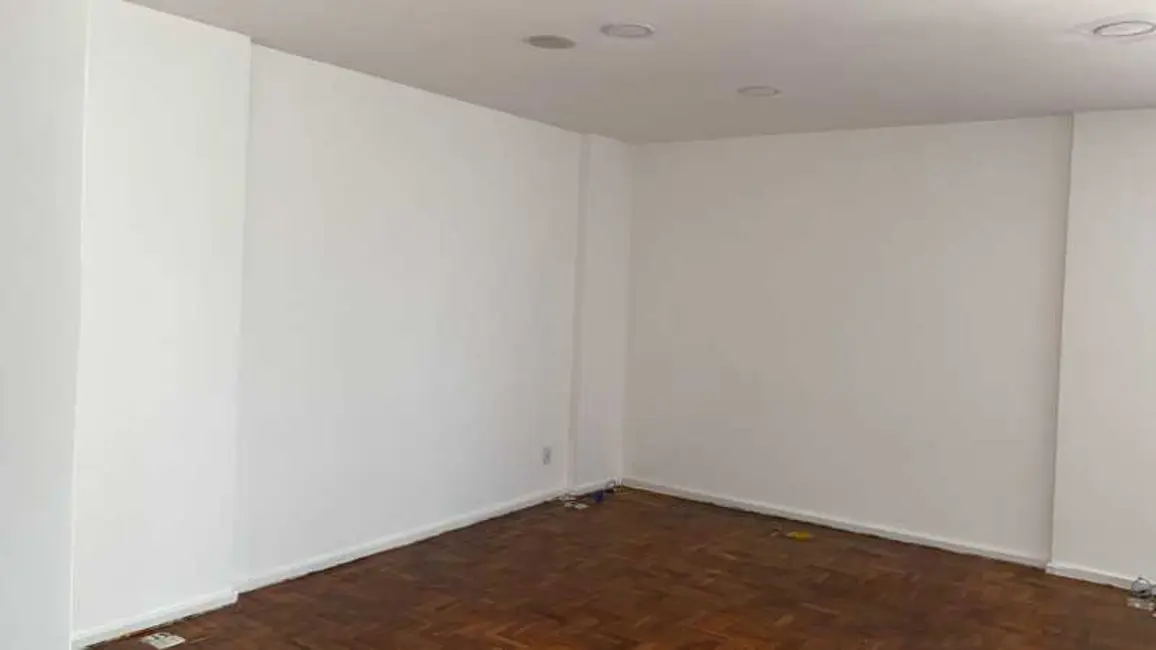 Sala Comercial à venda, 52m2 em Rio De Janeiro - RJ - imagem 5 Foto 5 de Sala Comercial à venda, 52m2 em Rio De Janeiro - RJ