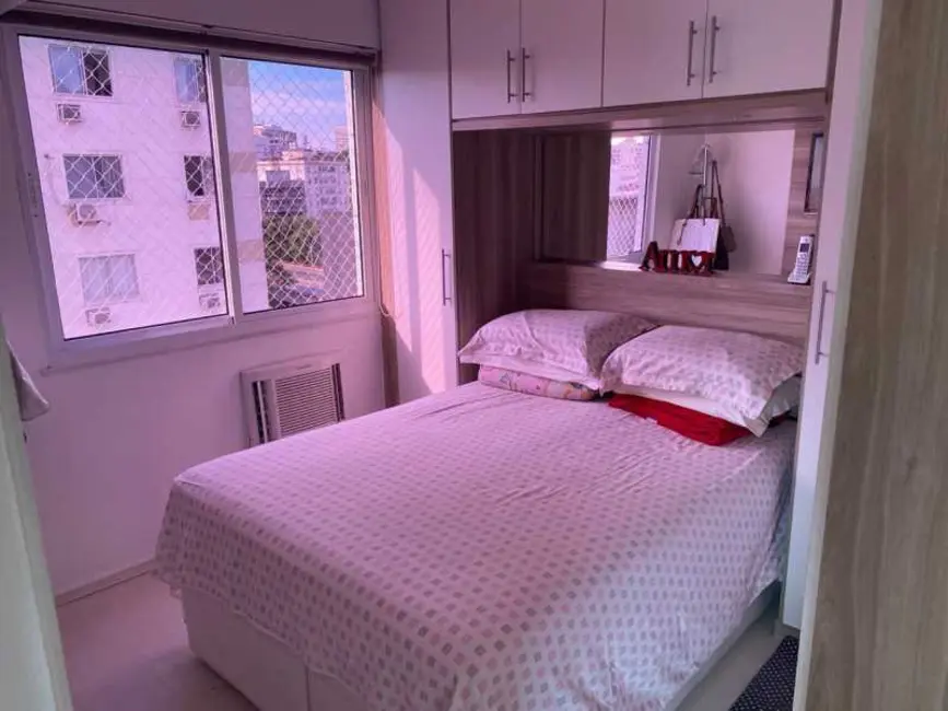 Foto 7 de Apartamento com 3 quartos à venda, 65m2 em Rio De Janeiro - RJ
