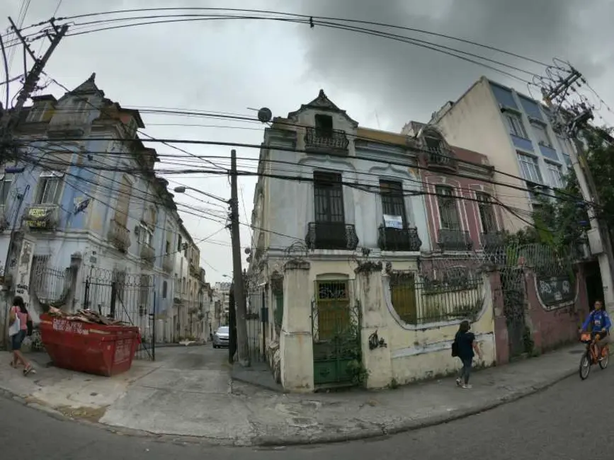 Foto 2 de Casa Comercial com 6 quartos à venda, 142m2 em Rio De Janeiro - RJ