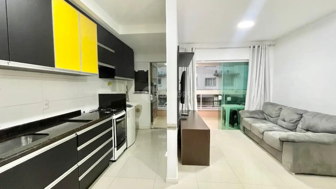 Apartamento com 2 quartos à venda, 70m2 em Bombinhas - SC - imagem 3 Foto 3 de Apartamento com 2 quartos à venda, 70m2 em Bombinhas - SC