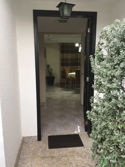 Sobrado com 3 quartos à venda, 178m2 em Loteamento Residencial Barão do Café, Campinas - SP - imagem 3 Foto 3 de Sobrado com 3 quartos à venda, 178m2 em Loteamento Residencial Barão do Café, Campinas - SP