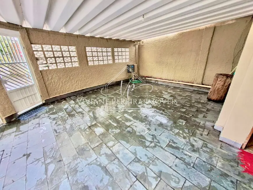 Foto 3 de Casa com 3 quartos à venda, 95m2 em Metalúrgicos, Osasco - SP