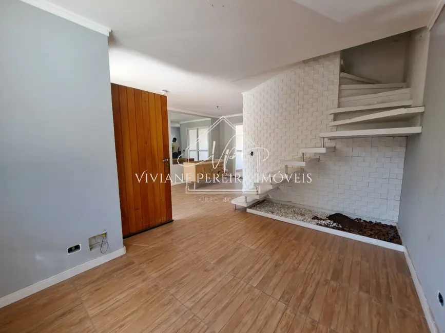 Foto 4 de Casa de Condomínio com 3 quartos à venda, 135m2 em Parque Monjolo, Cotia - SP