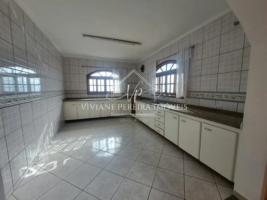Foto 1 de Casa com 3 quartos à venda e para alugar, 235m2 em Veloso, Osasco - SP