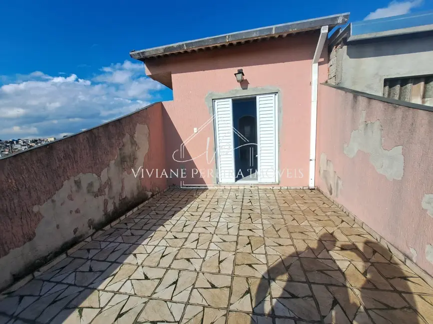 Casa com 3 quartos à venda e para alugar, 235m2 em Veloso, Osasco - SP - imagem 8 Foto 8 de Casa com 3 quartos à venda e para alugar, 235m2 em Veloso, Osasco - SP