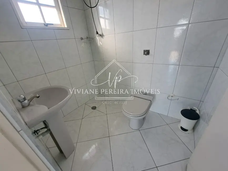 Casa com 3 quartos à venda e para alugar, 235m2 em Veloso, Osasco - SP - imagem 3 Foto 3 de Casa com 3 quartos à venda e para alugar, 235m2 em Veloso, Osasco - SP