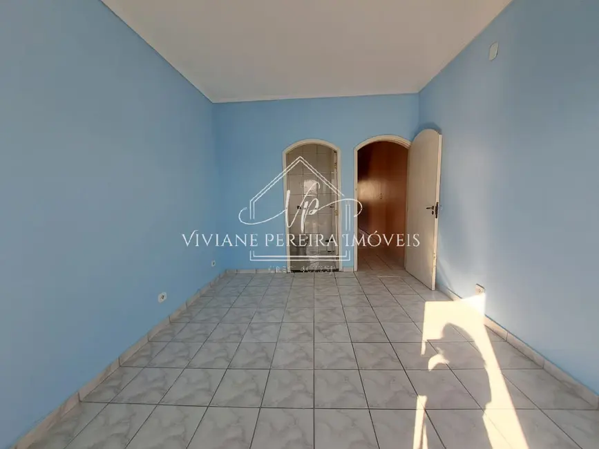Foto 2 de Casa com 3 quartos à venda e para alugar, 235m2 em Veloso, Osasco - SP