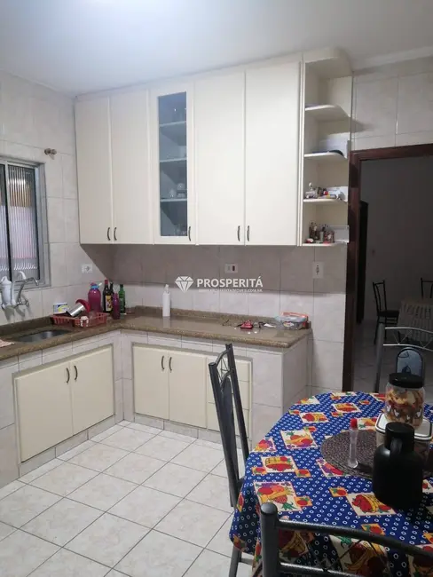 Foto 6 de Casa com 4 quartos à venda, 222m2 em Taboão, Diadema - SP