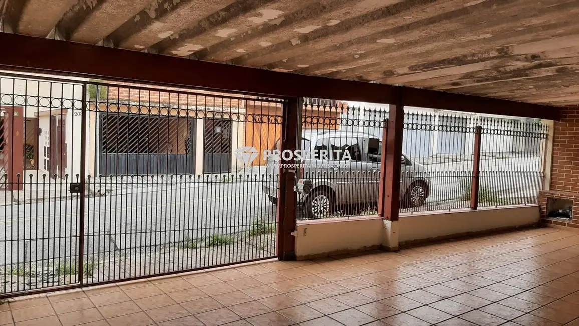 Foto 1 de Casa com 5 quartos à venda, 250m2 em Centro, Diadema - SP