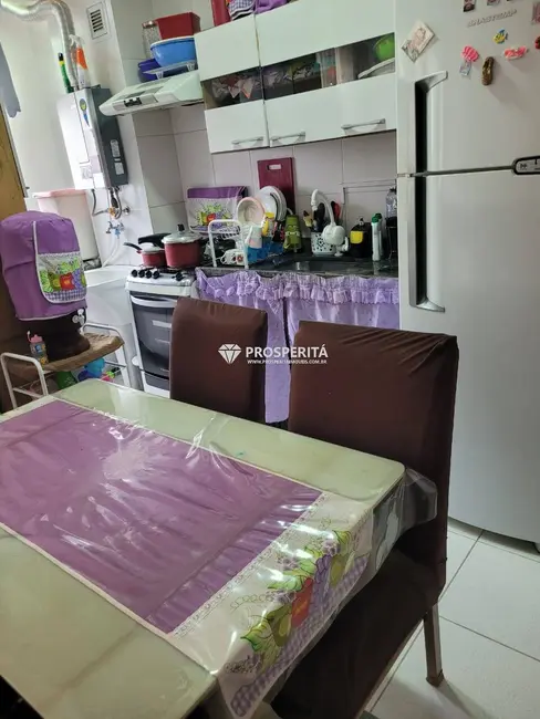 Foto 2 de Apartamento com 2 quartos para alugar, 44m2 em Canhema, Diadema - SP