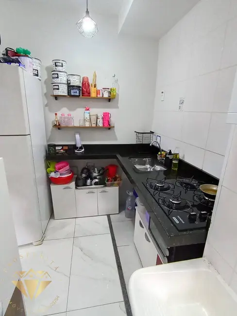 Foto 2 de Apartamento com 2 quartos à venda, 40m2 em Canhema, Diadema - SP