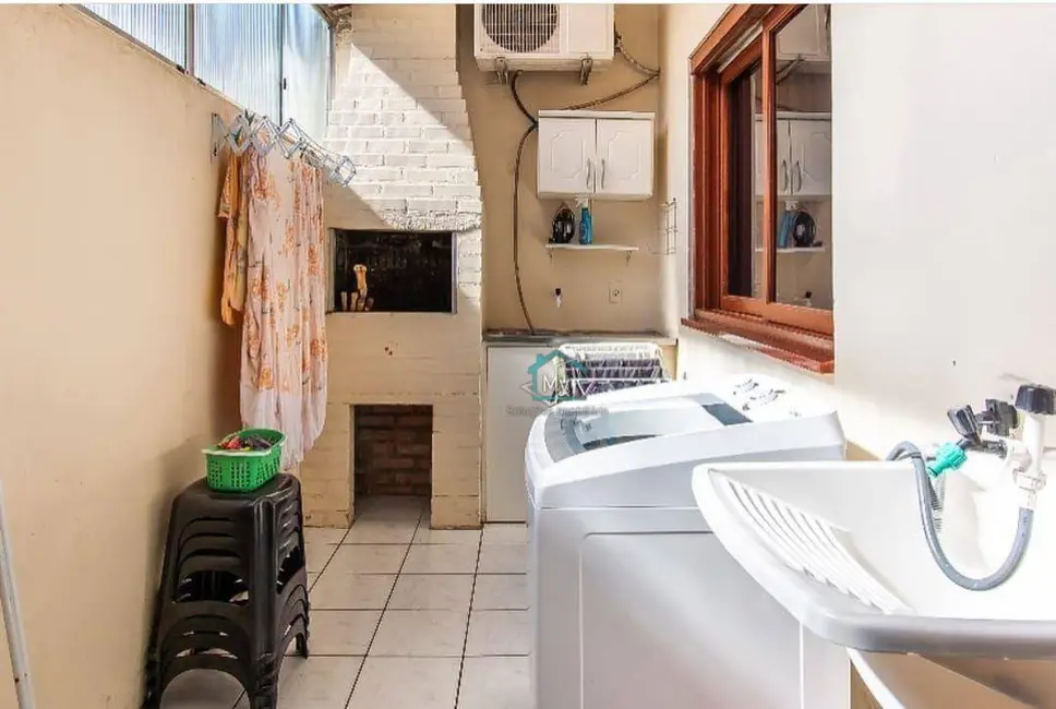 Foto 5 de Casa com 2 quartos à venda, 87m2 em Cachoeirinha - RS