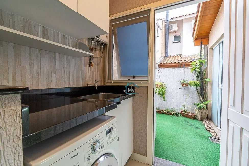 Foto 8 de Sobrado com 2 quartos à venda, 126m2 em Central Parque, Cachoeirinha - RS