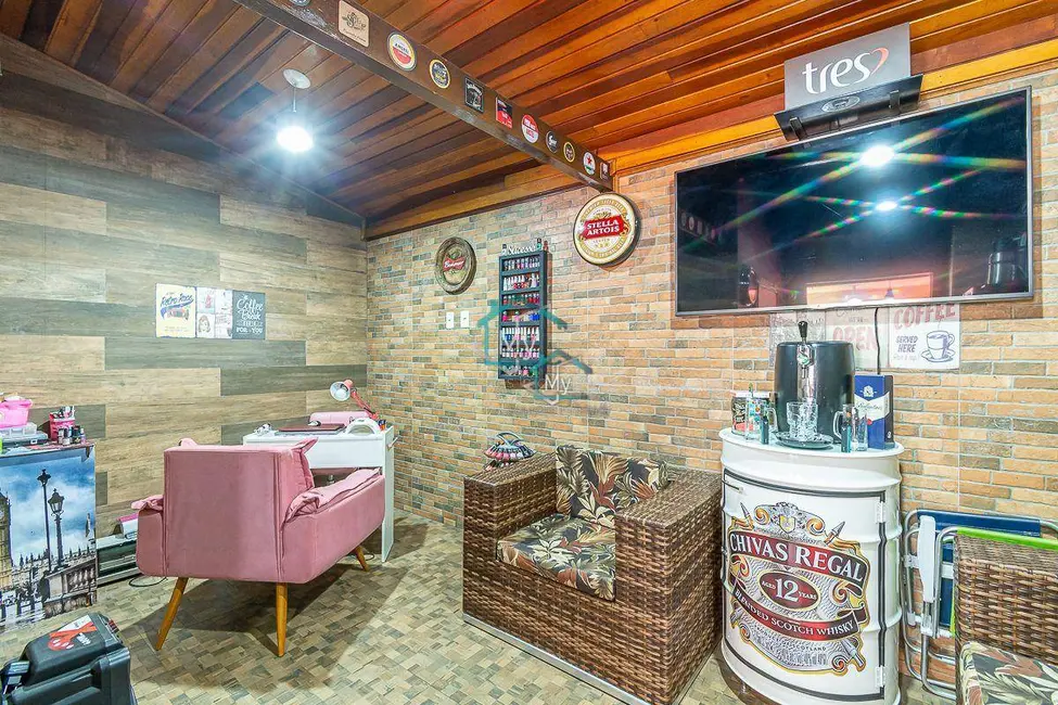 Sobrado com 2 quartos à venda, 126m2 em Central Parque, Cachoeirinha - RS - imagem 5 Foto 5 de Sobrado com 2 quartos à venda, 126m2 em Central Parque, Cachoeirinha - RS