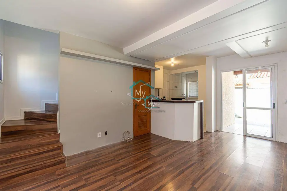 Foto 4 de Sobrado com 2 quartos à venda, 126m2 em Central Parque, Cachoeirinha - RS